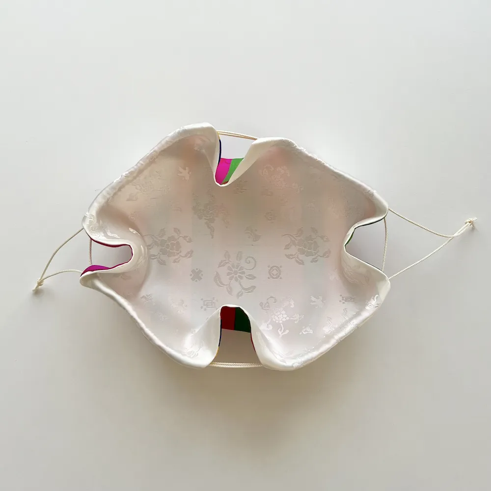SL_Persimmon-leaves-pouch_2-2